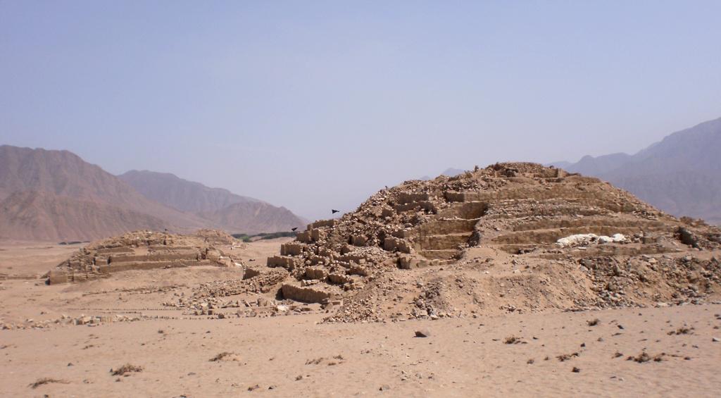 Piramides de Caral