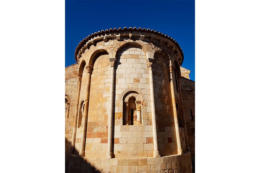 Romanesque art