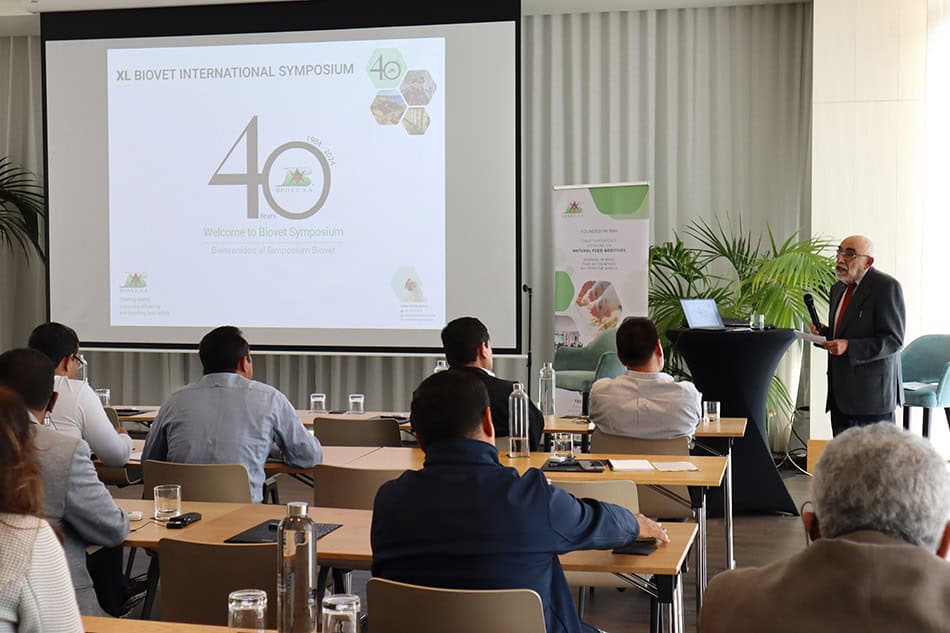 XL SYMPOSIUM INTERNACIONAL DE BIOVET 2024 (2/3)