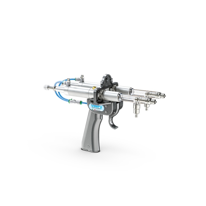 syringe for vaccination in poultry